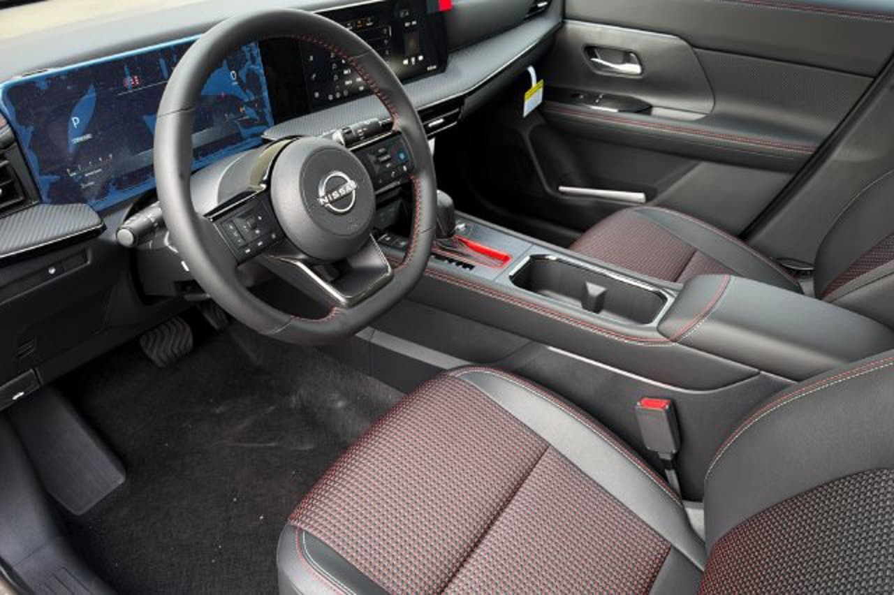 2027 Nissan Kicks SR 7