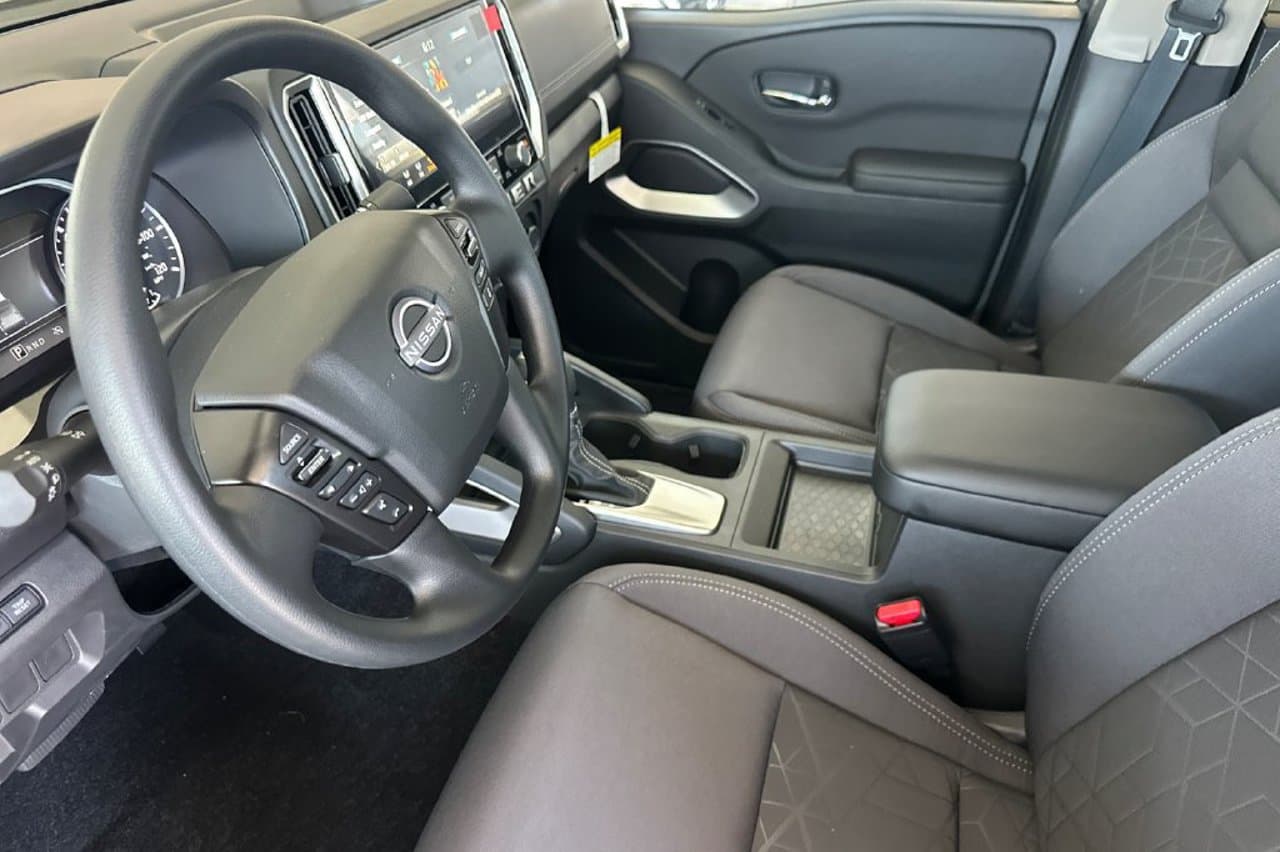 2026 Nissan Frontier SV 7