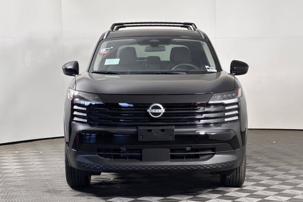 2027 Nissan Kicks SV 6