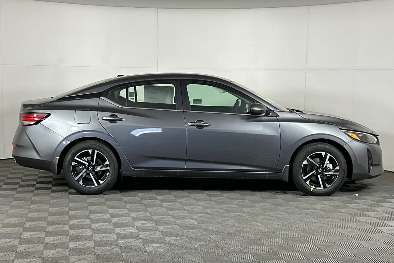 2025 Nissan Sentra SV 2