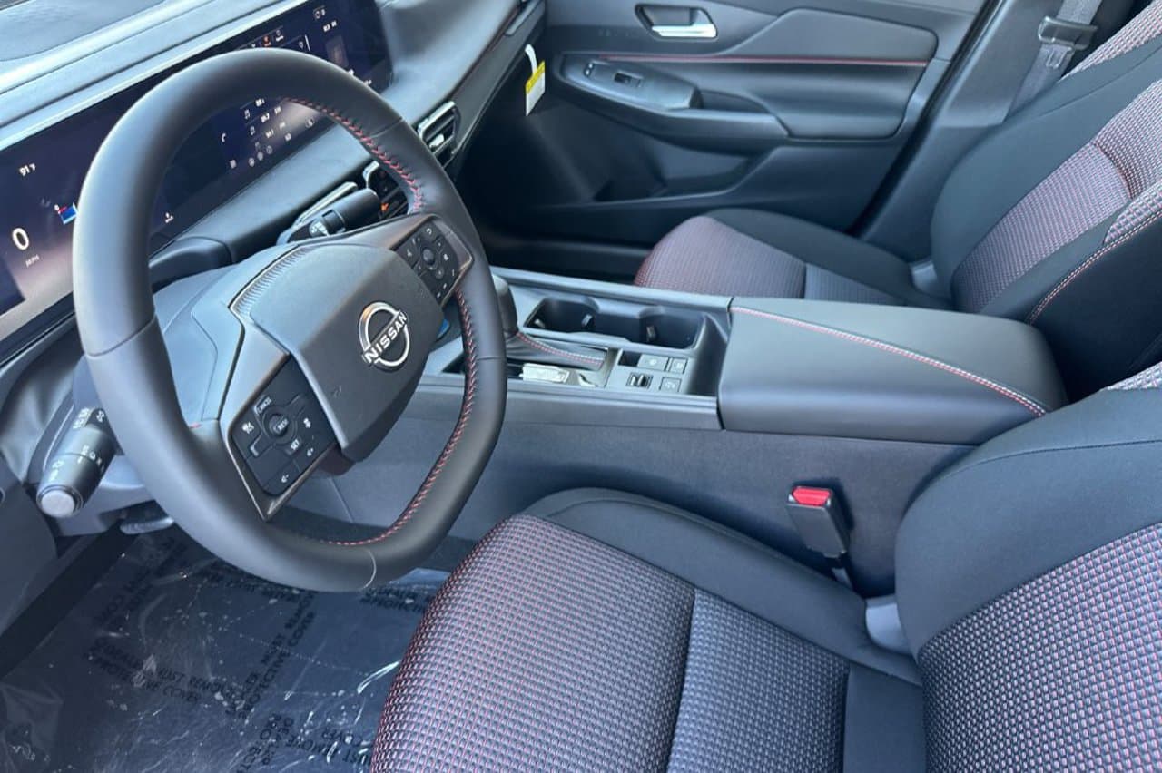 2027 Nissan Sentra SR 7