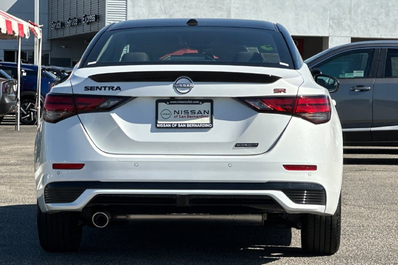 2025 Nissan Sentra SR 4