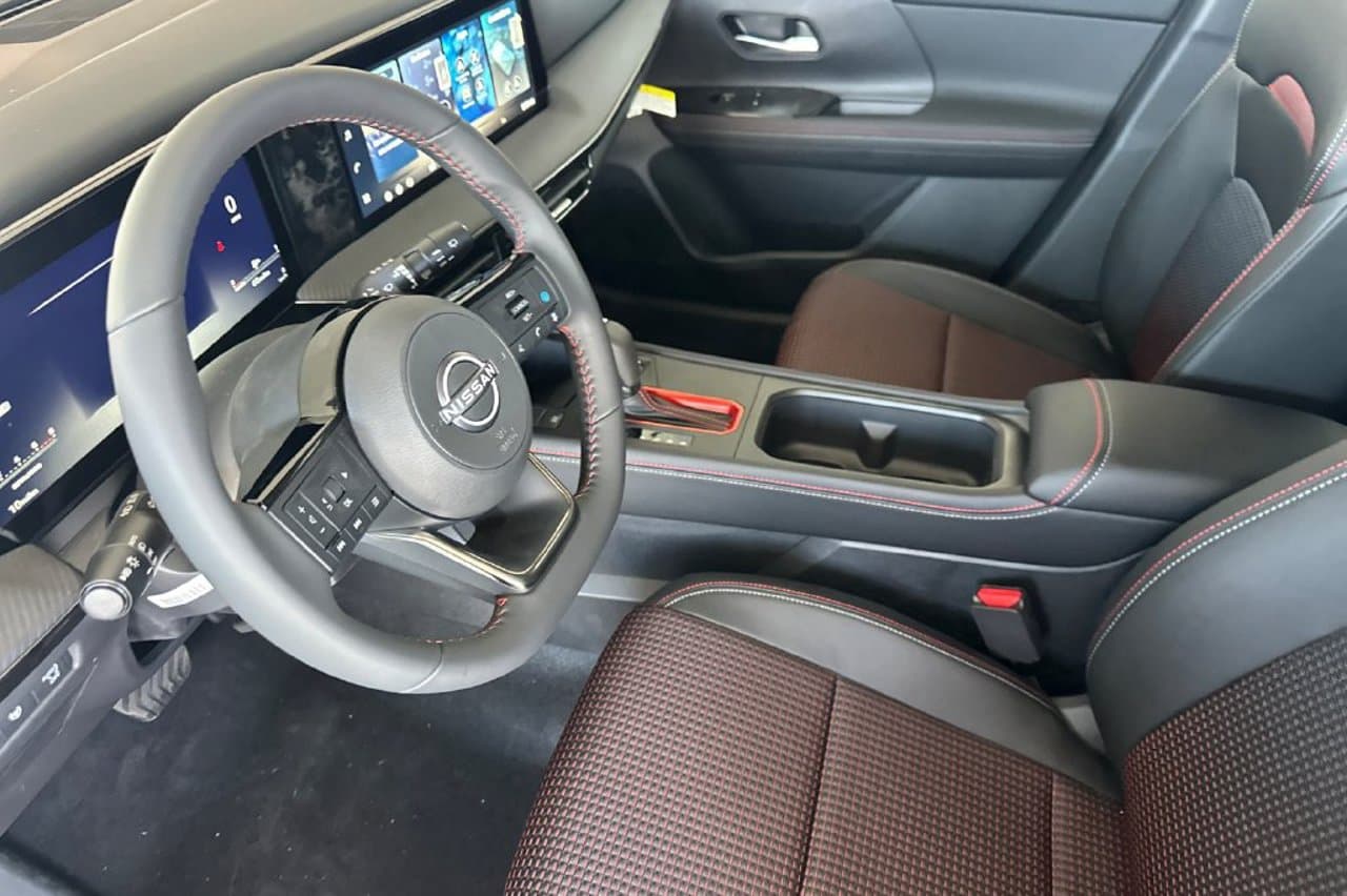2026 Nissan Kicks SR 7