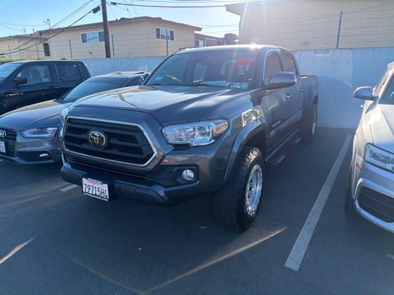 2022 Toyota Tacoma 4WD SR5 1