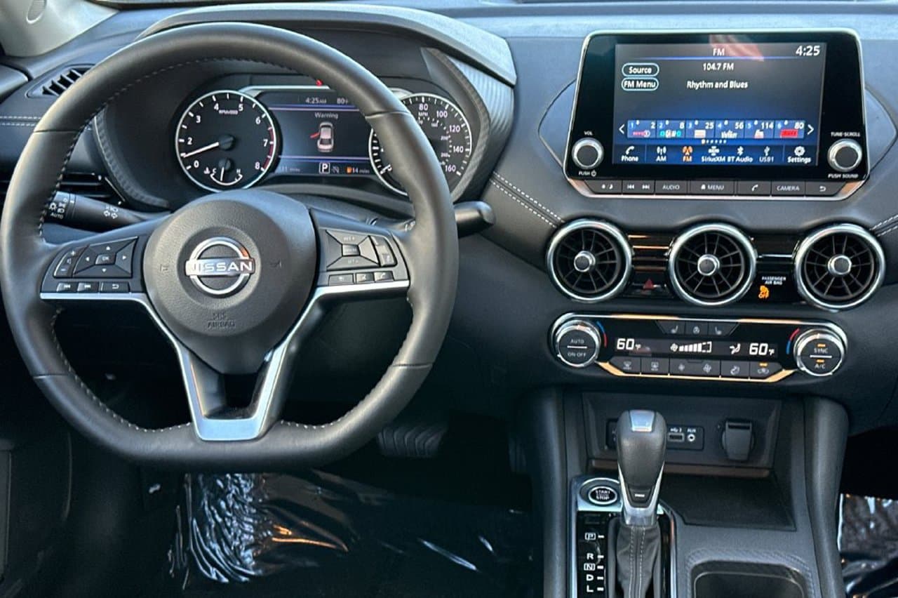 2025 Nissan Sentra SV 11
