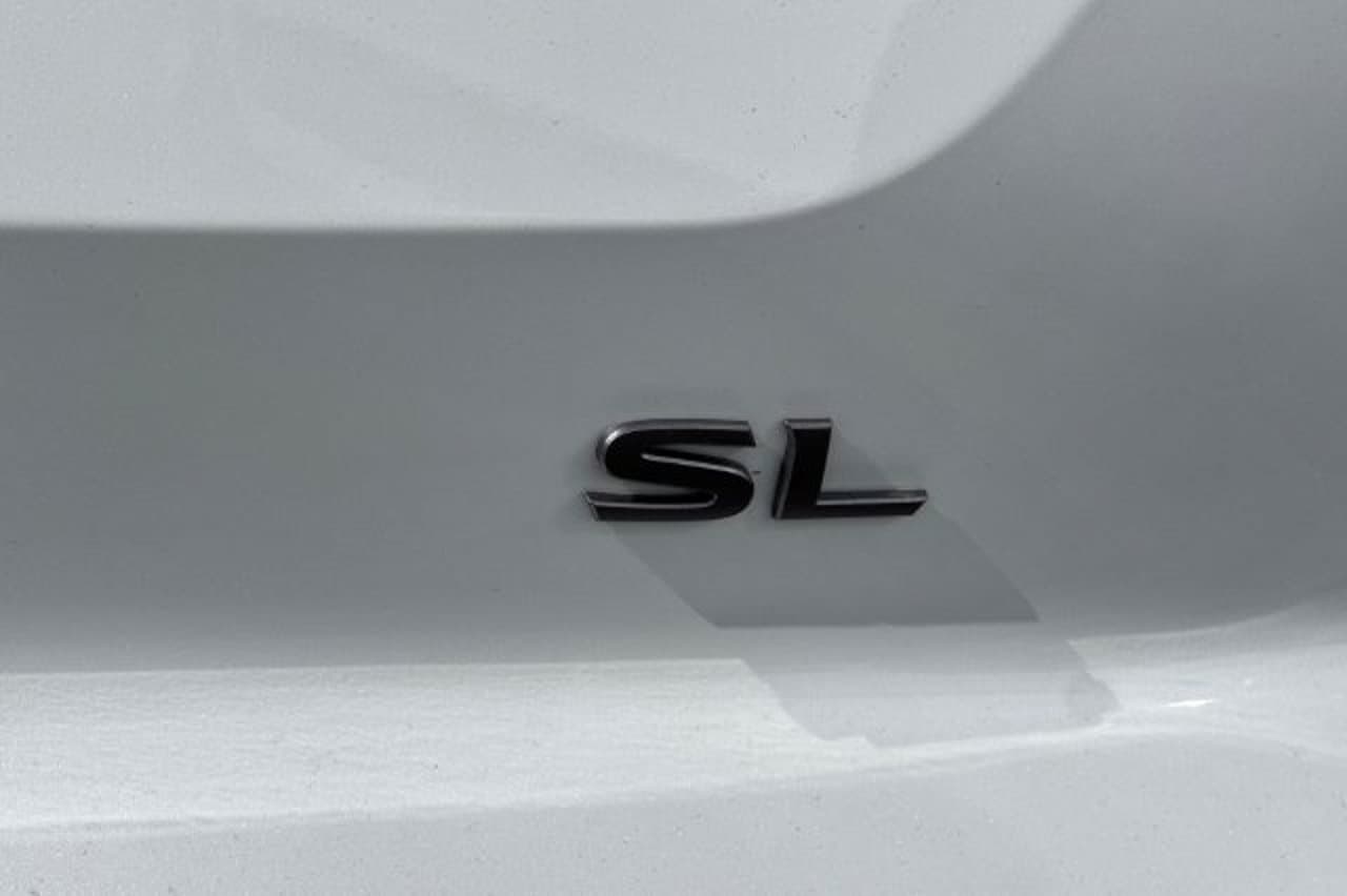 2026 Nissan Pathfinder SL 24