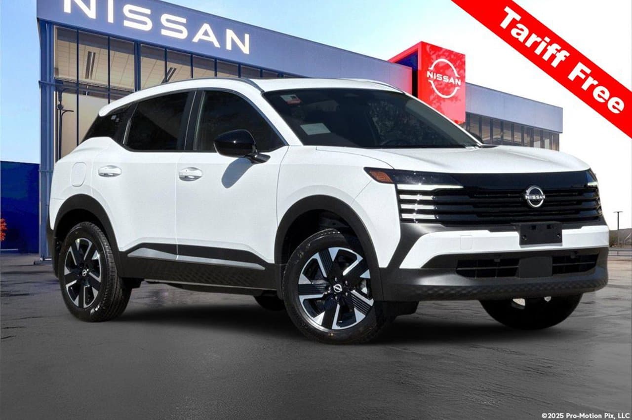 2027 Nissan Kicks SV 1