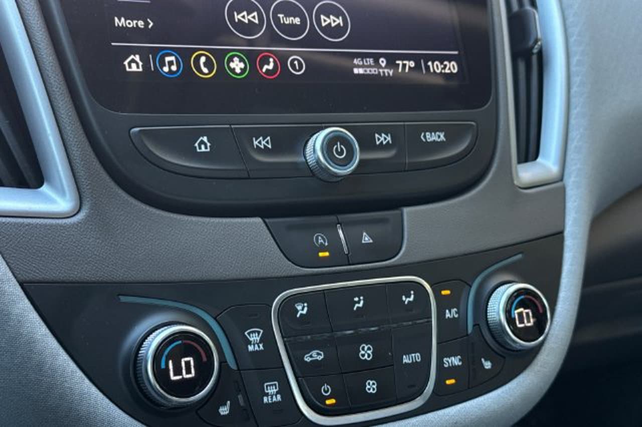 2024 Chevrolet Malibu LT 17
