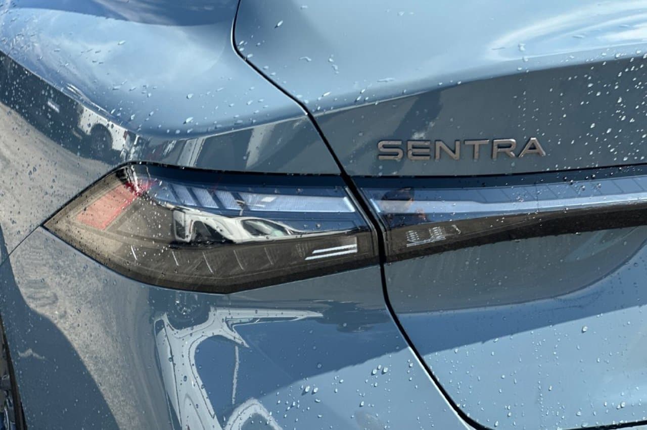 2026 Nissan Sentra SV 20