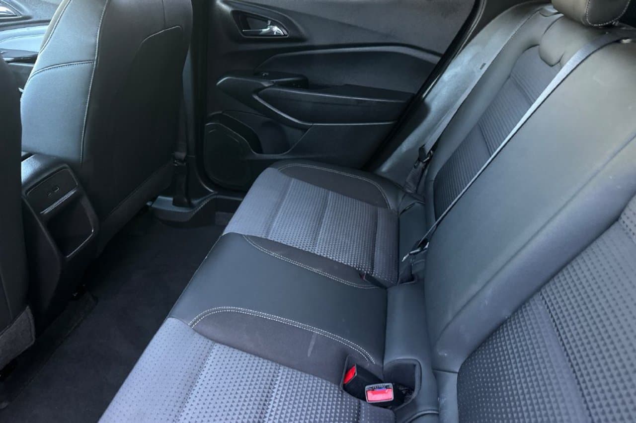 2025 Chevrolet Trax LT 10