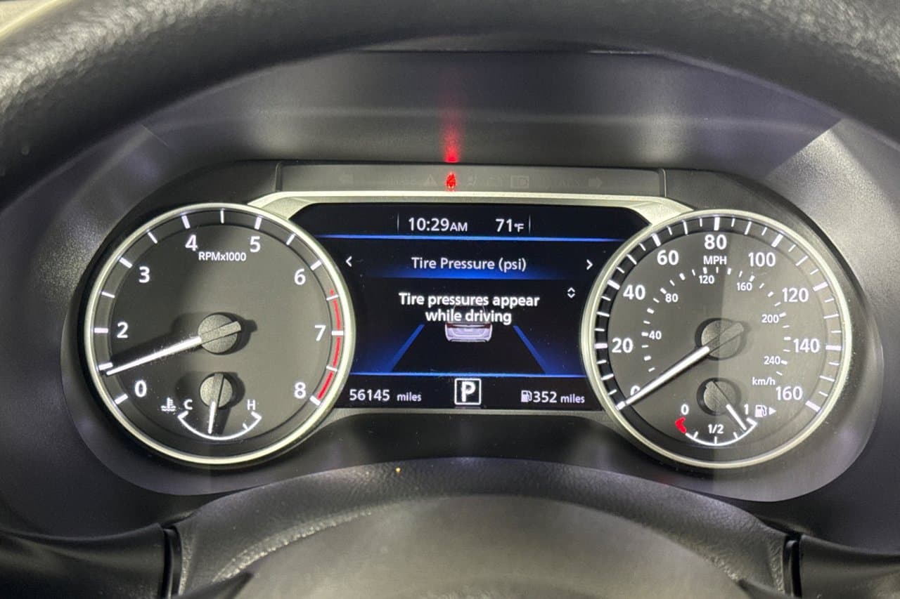 2025 Nissan Sentra SV 20