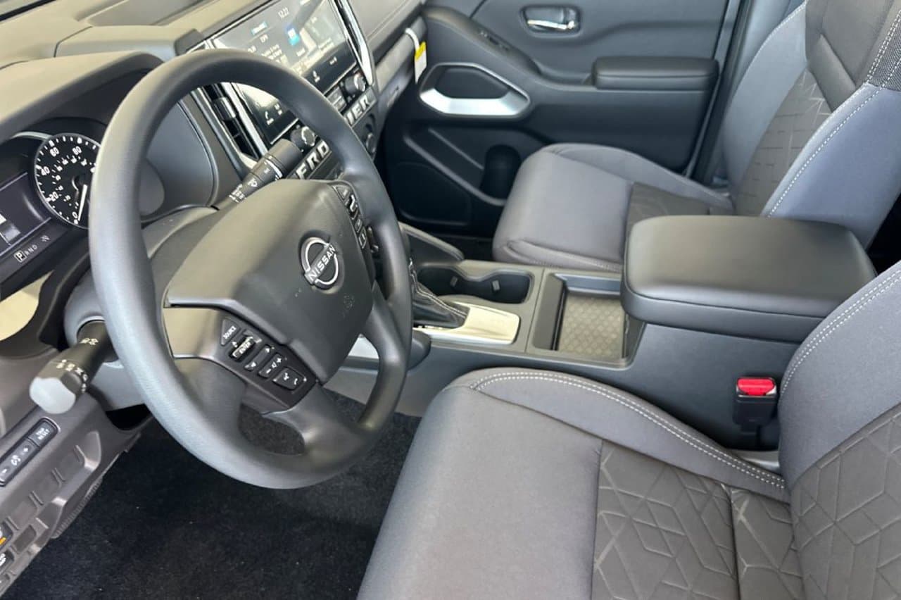 2026 Nissan Frontier SV 7