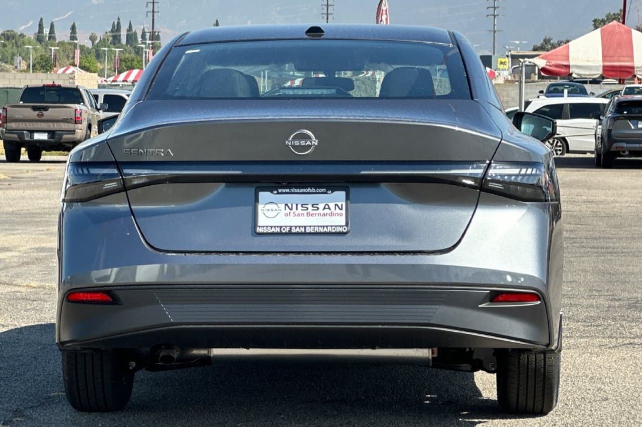 2027 Nissan Sentra SV 4