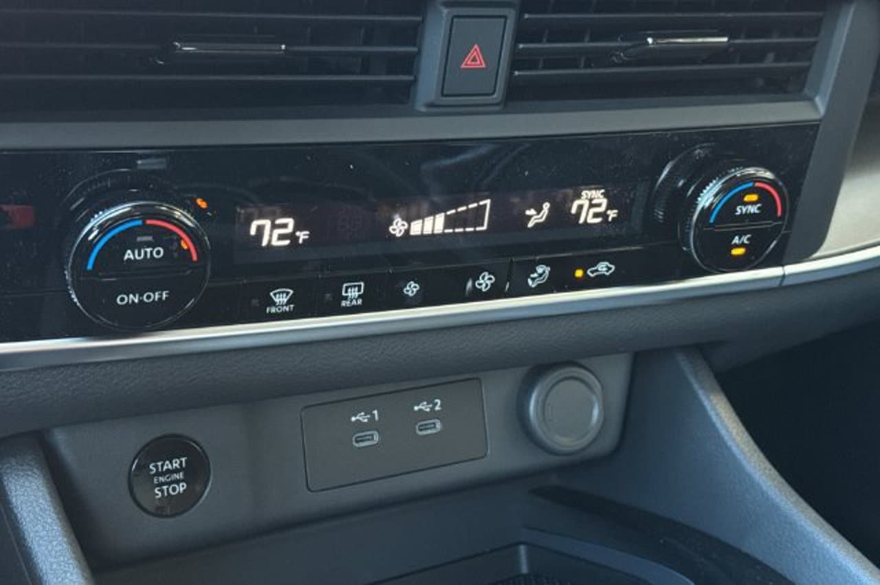 2026 Nissan Rogue SV 17