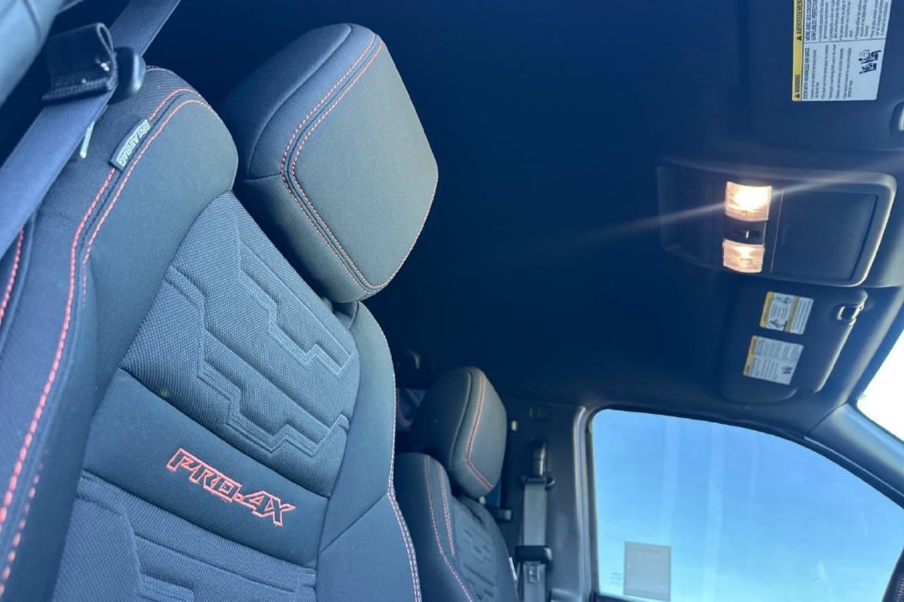 2023 Nissan Frontier PRO-4X 14