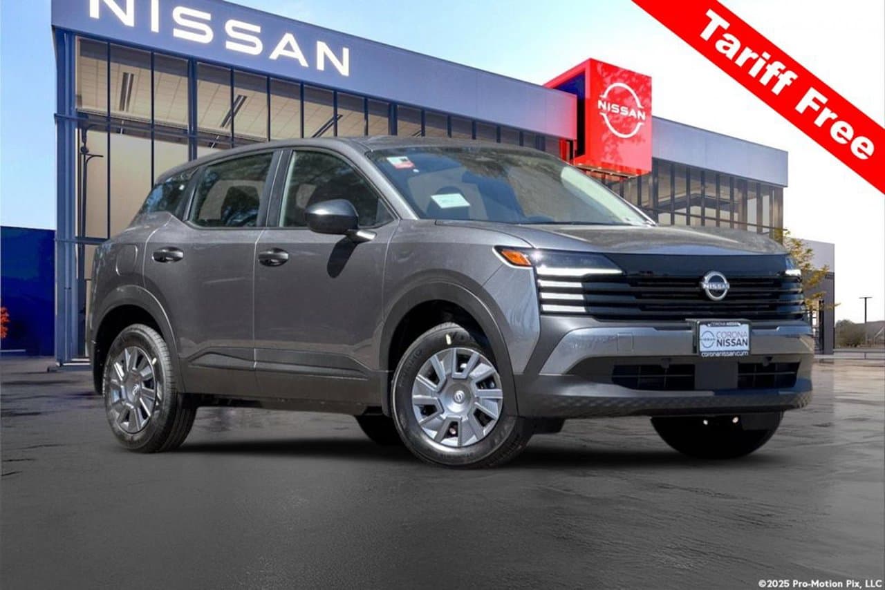2027 Nissan Kicks S 1