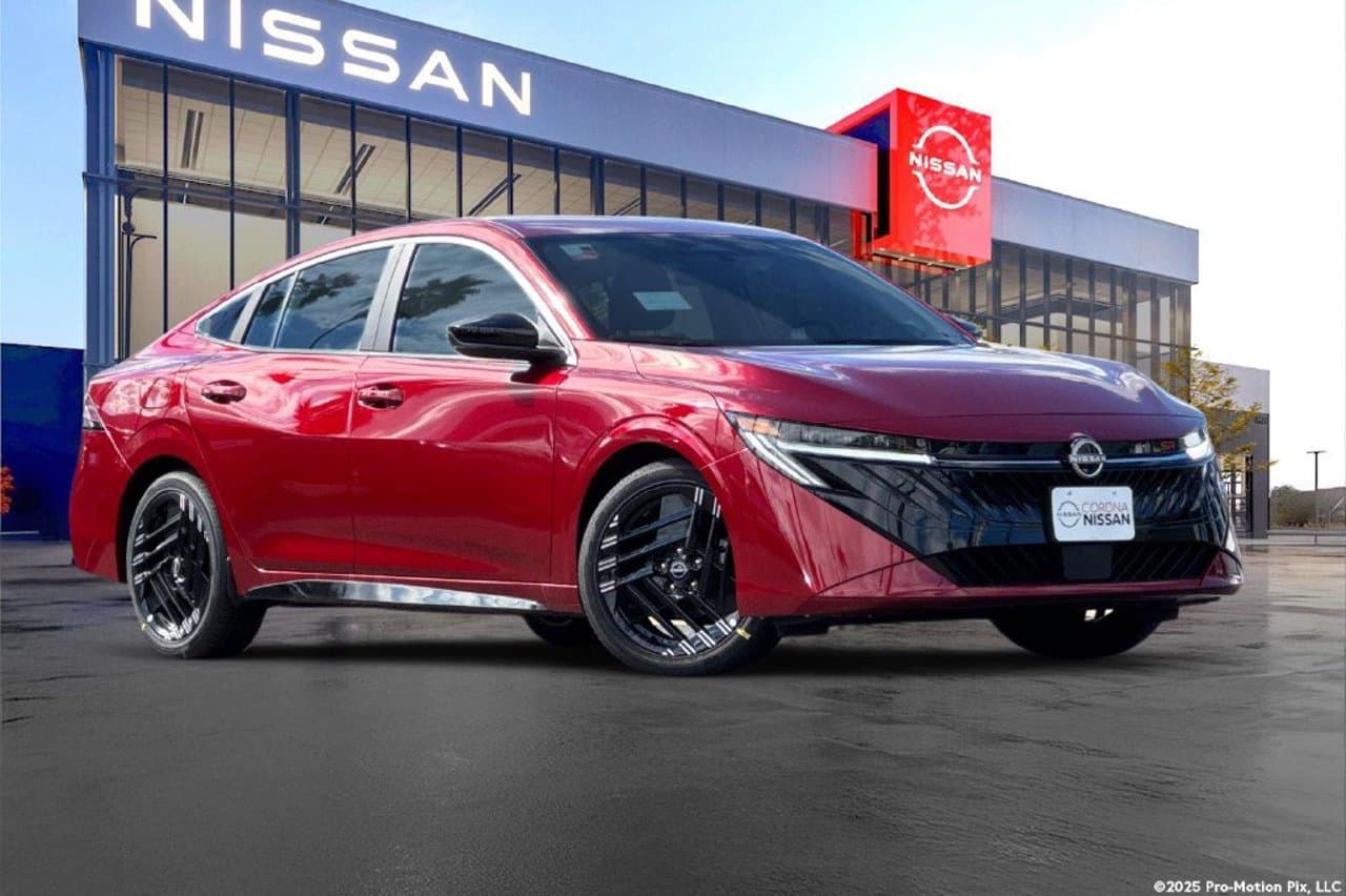 2027 Nissan Sentra SR 2