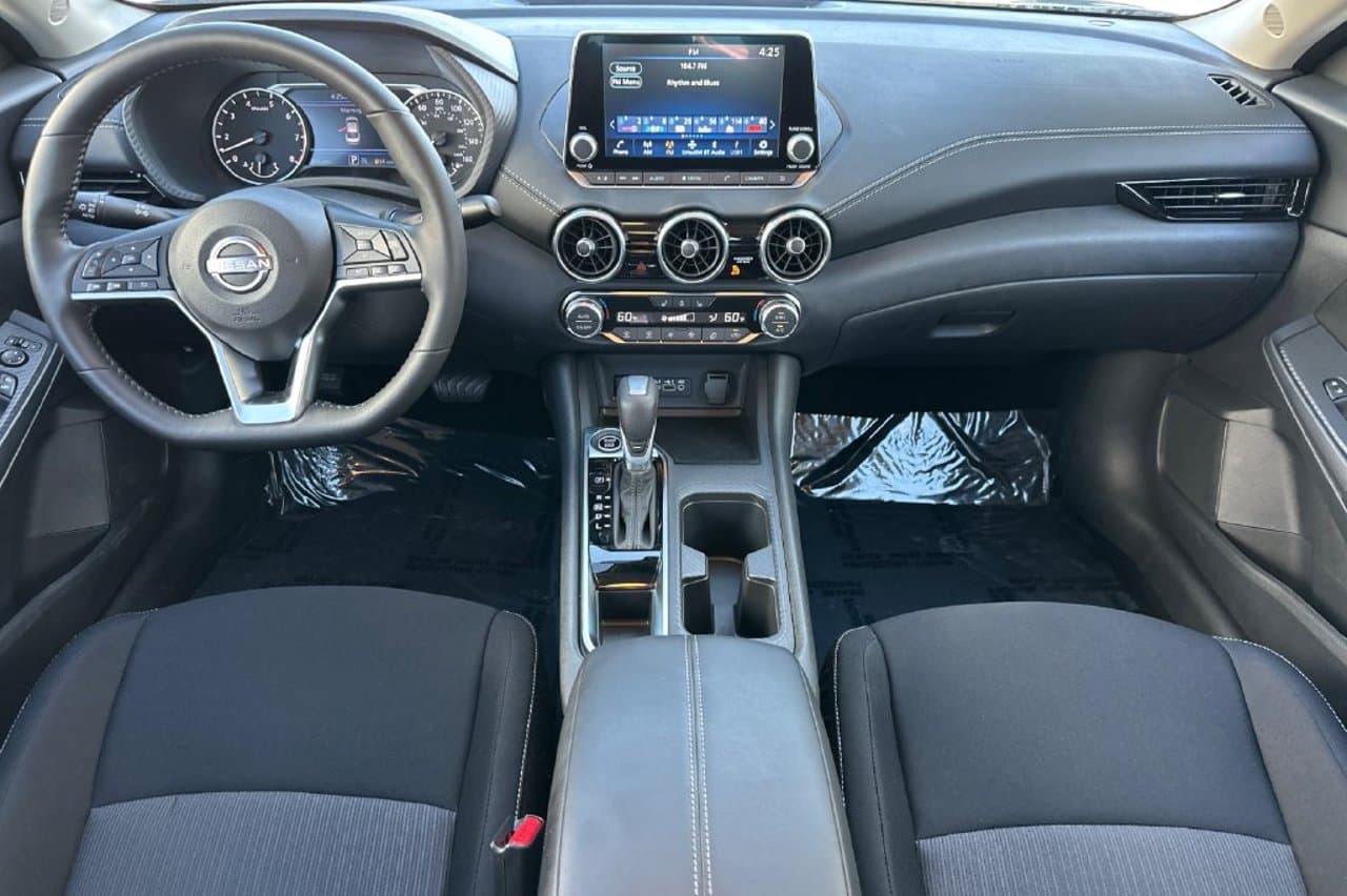 2025 Nissan Sentra SV 10