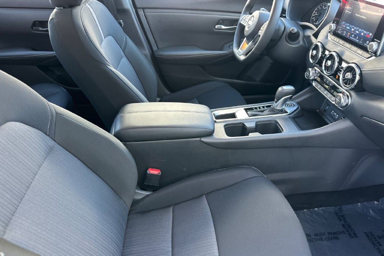 2025 Nissan Sentra SV 12
