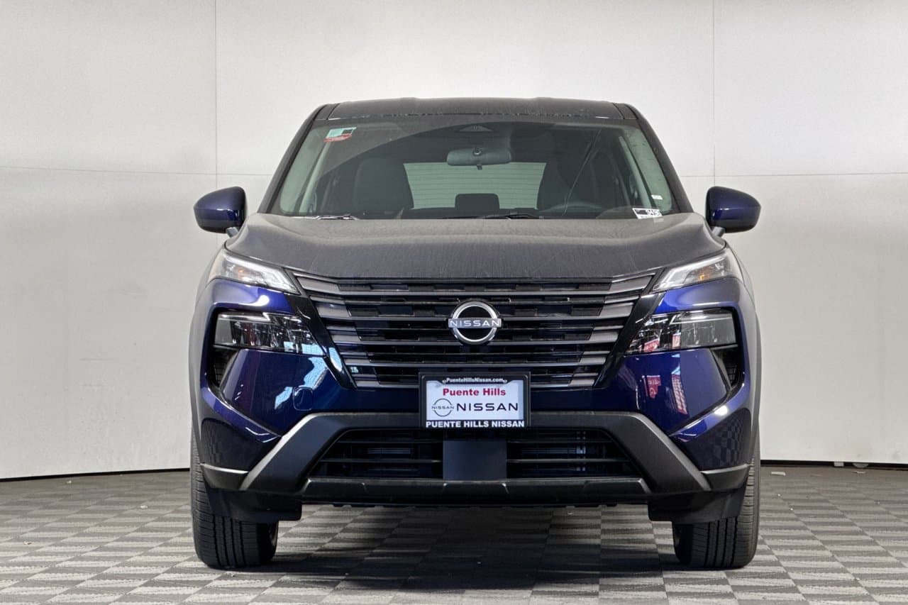 2026 Nissan Rogue SV 6