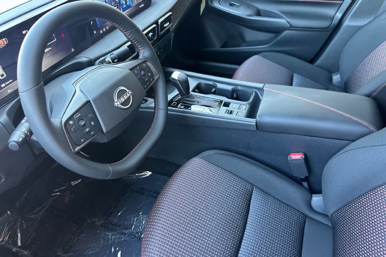 2027 Nissan Sentra SR 7
