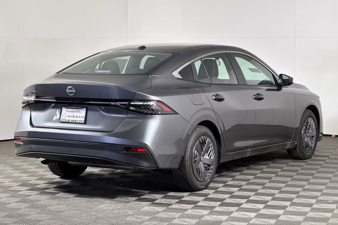 2027 Nissan Sentra S 3