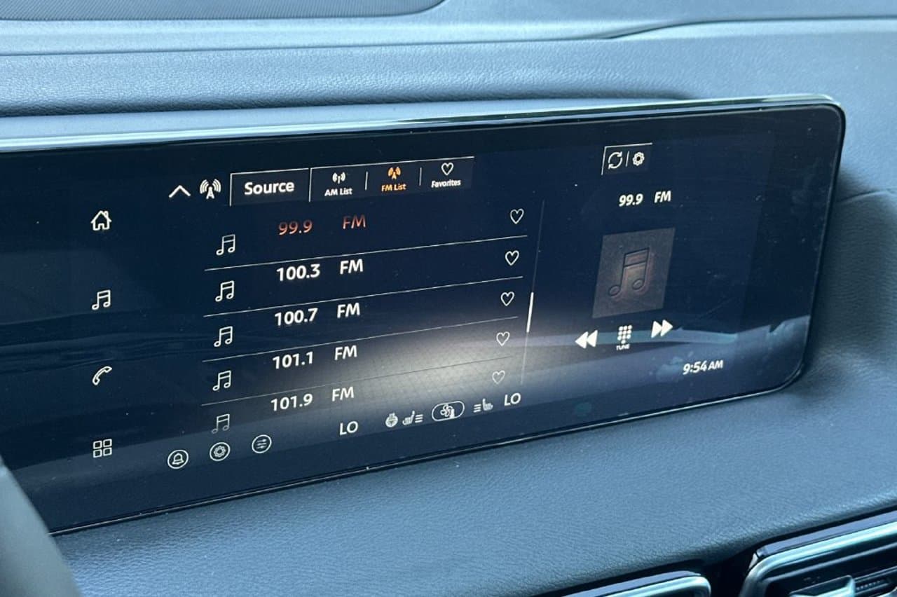 2027 Nissan Sentra SR 14