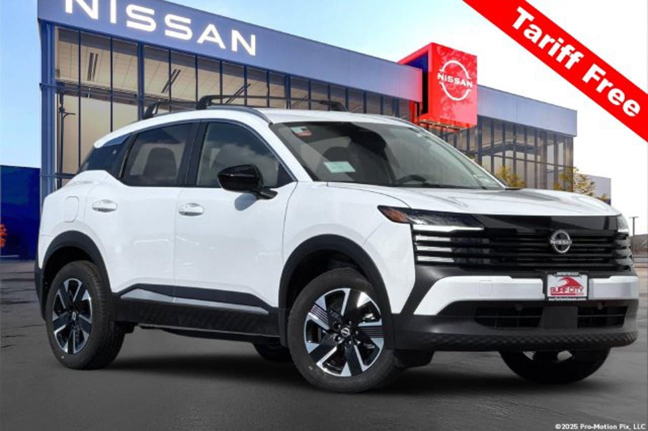 2027 Nissan Kicks SV 1