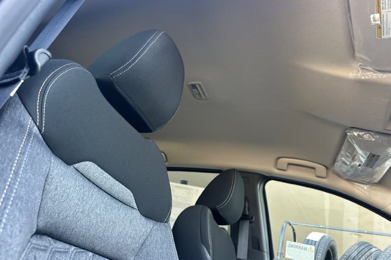 2026 Nissan Kicks SV 14