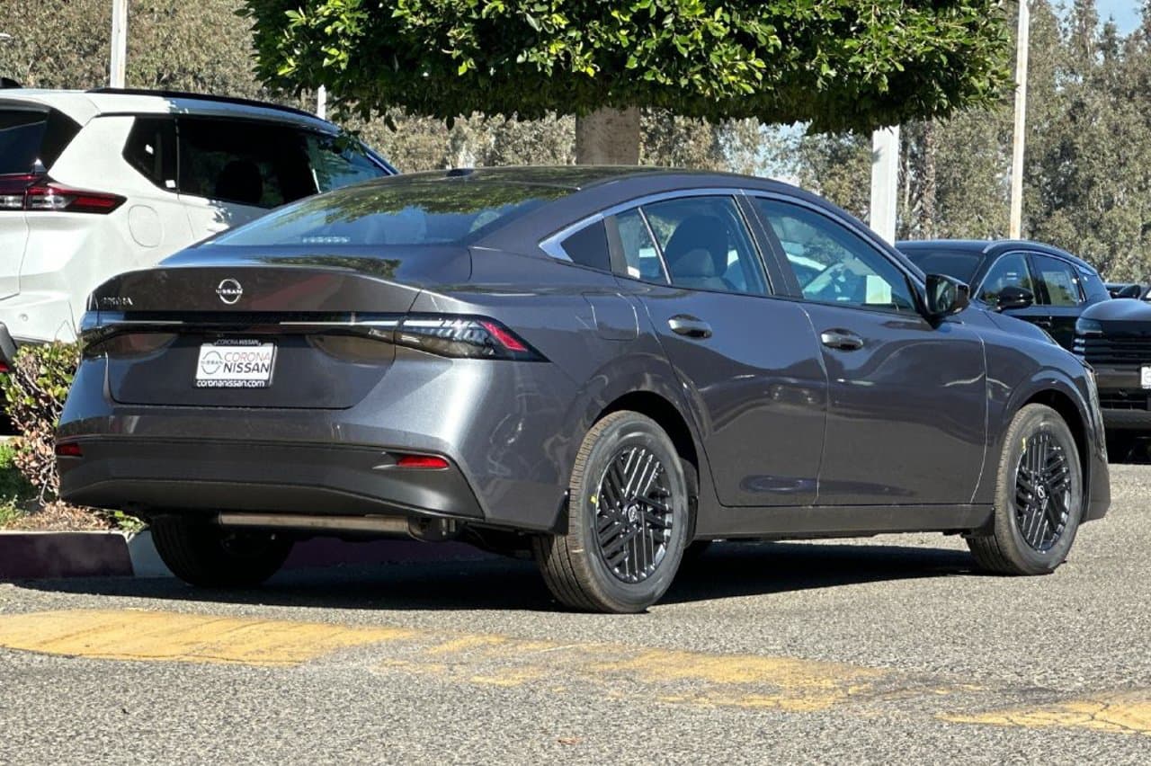 2026 Nissan Sentra SV 4