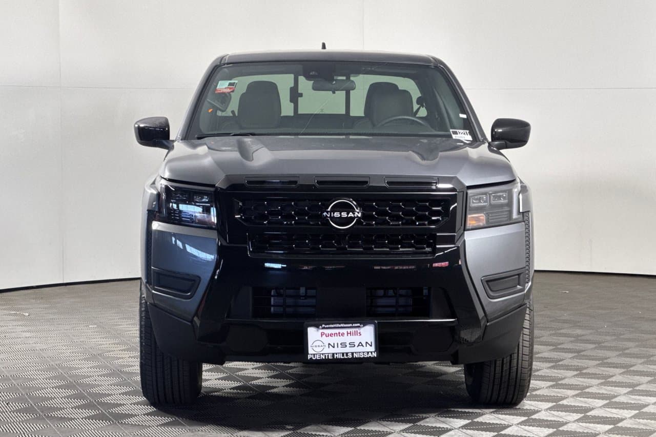 2027 Nissan Frontier SV 6