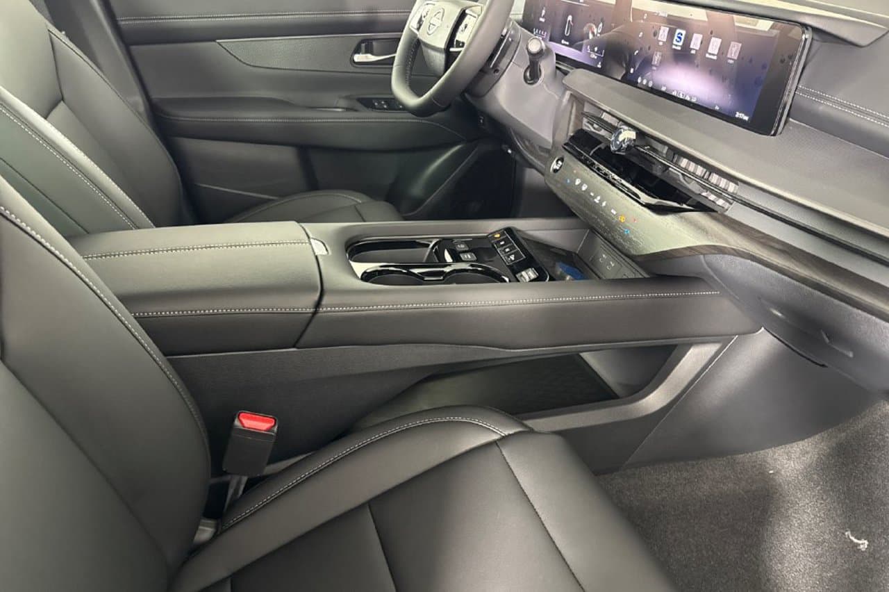 2026 Nissan Murano SV 13