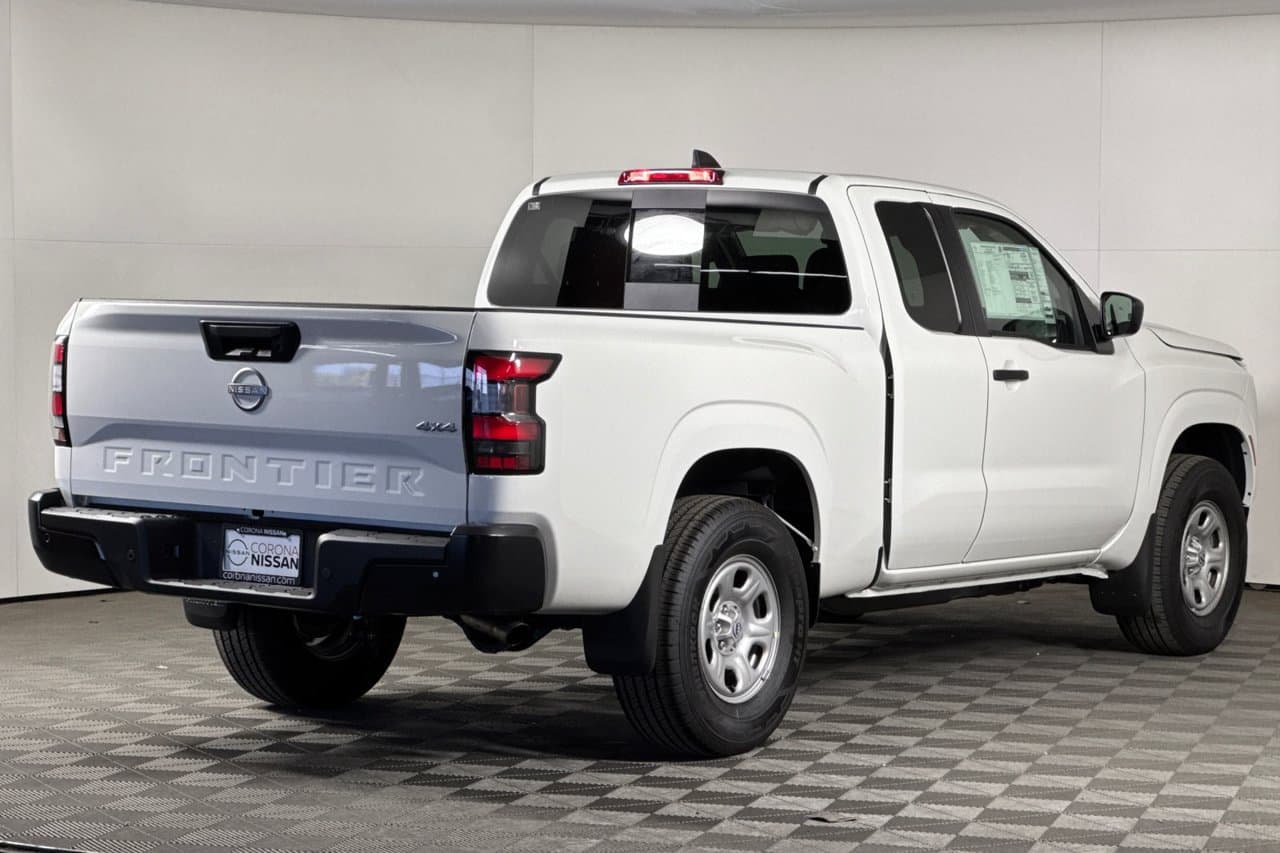 2026 Nissan Frontier S 3