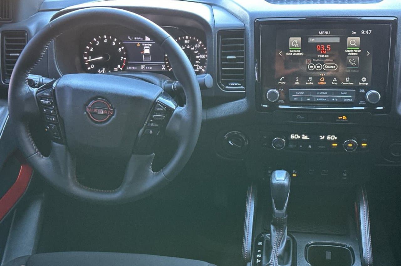 2023 Nissan Frontier PRO-4X 12