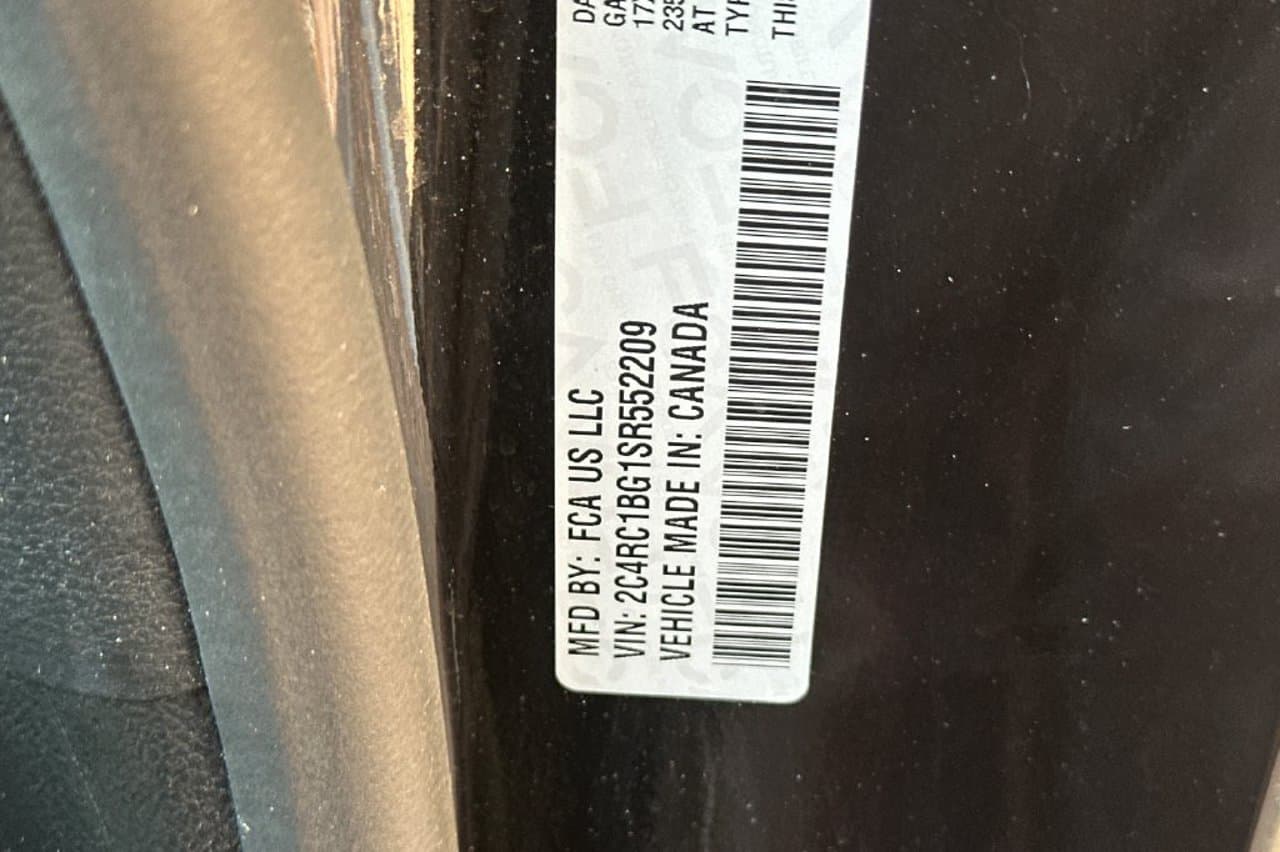 2025 Chrysler Pacifica Select 25