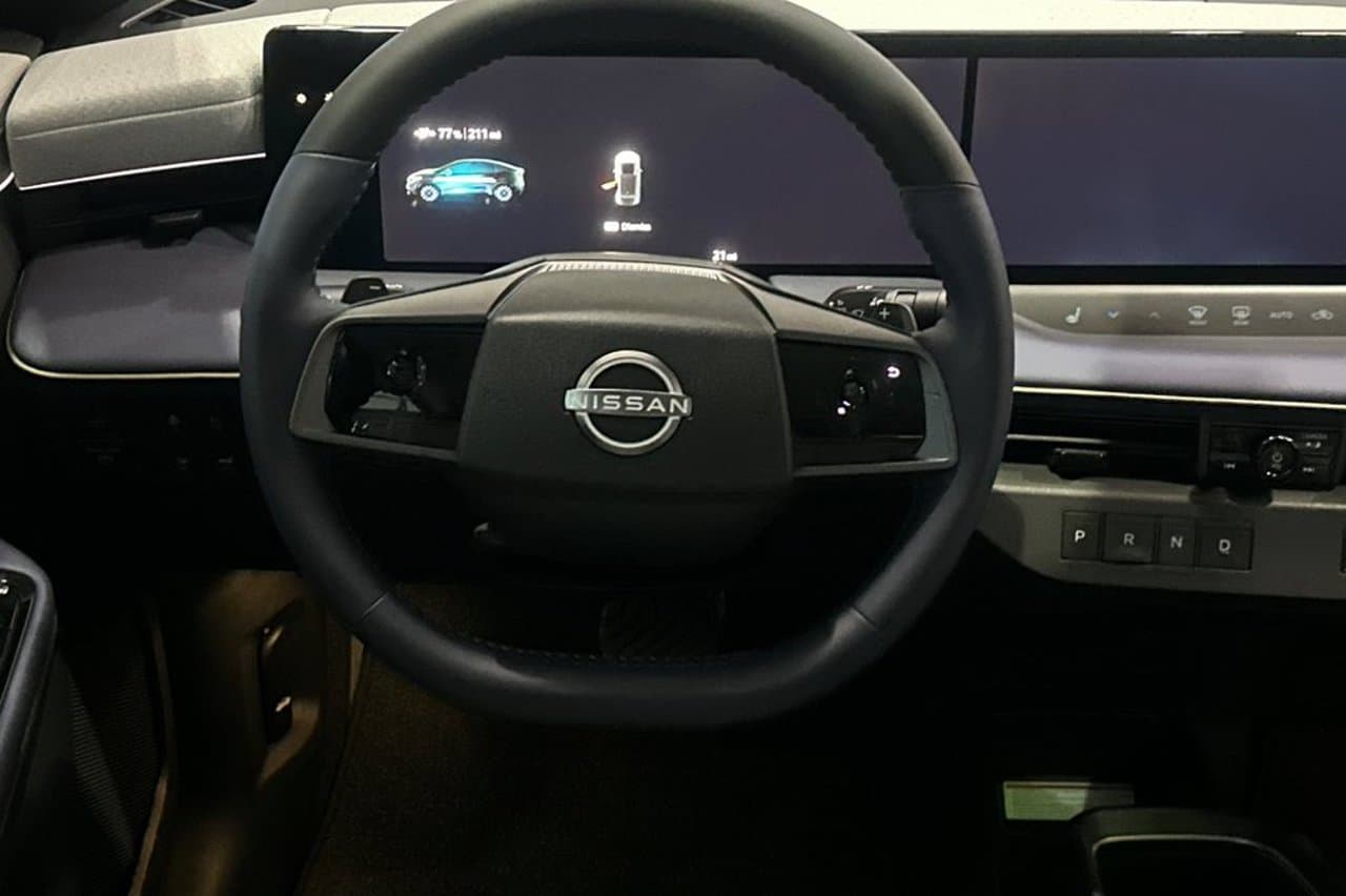 2026 Nissan LEAF PLATINUM+ 12