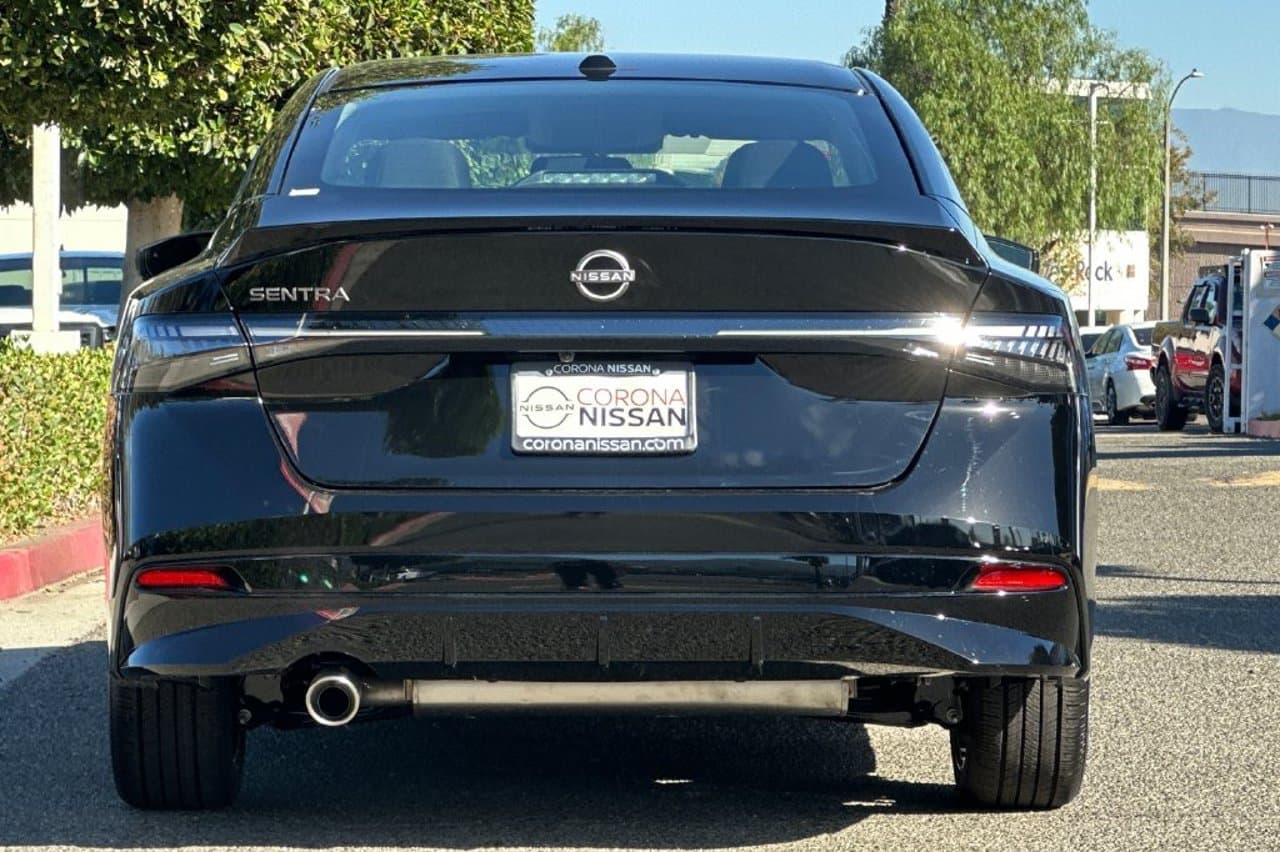 2027 Nissan Sentra SR 5