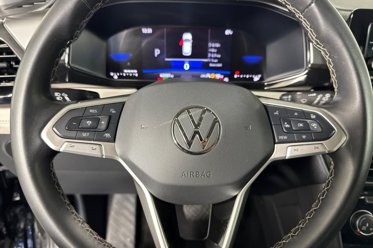 2025 Volkswagen Taos S 19