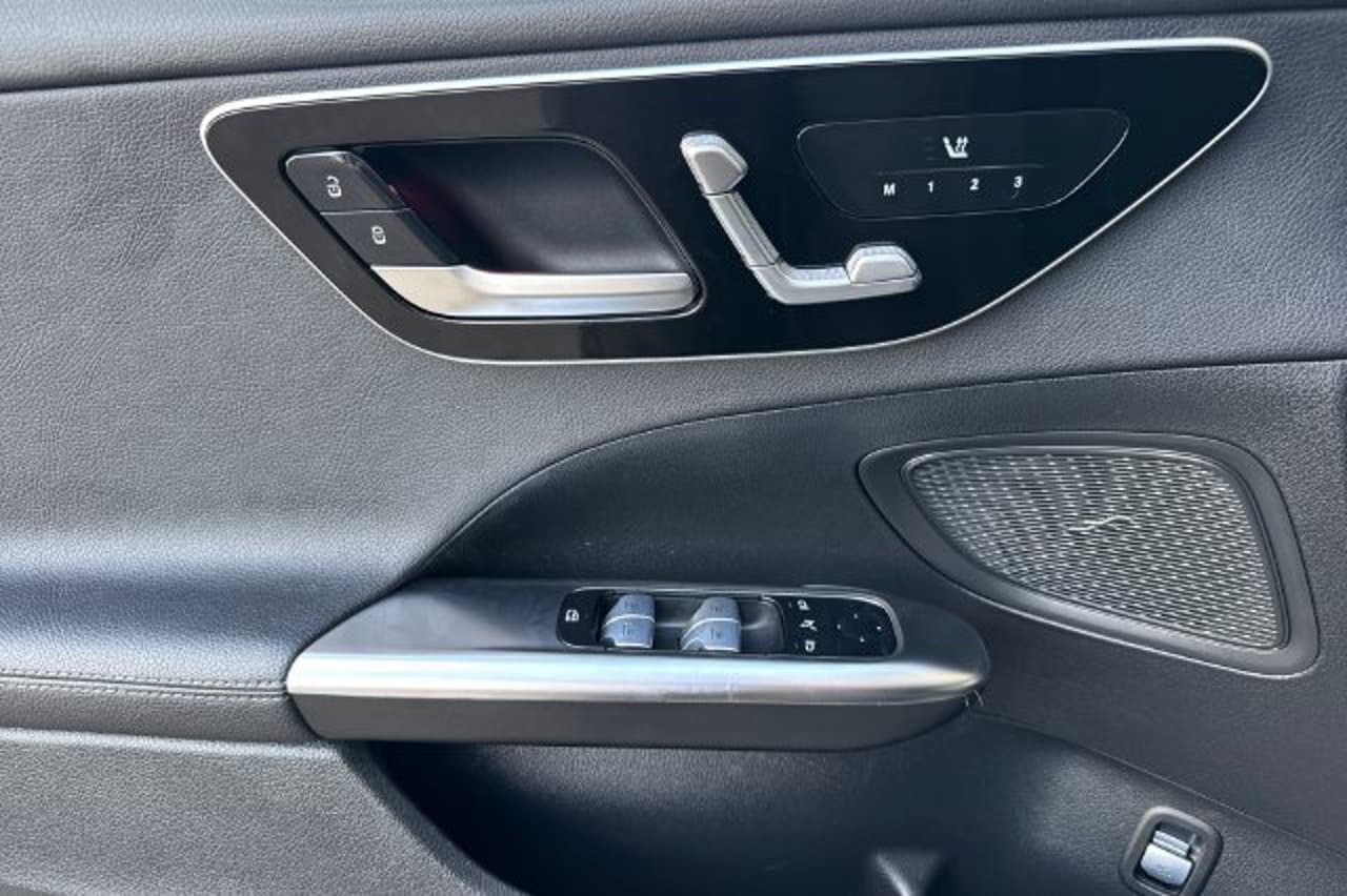 2023 Mercedes-Benz C-Class C 300 9