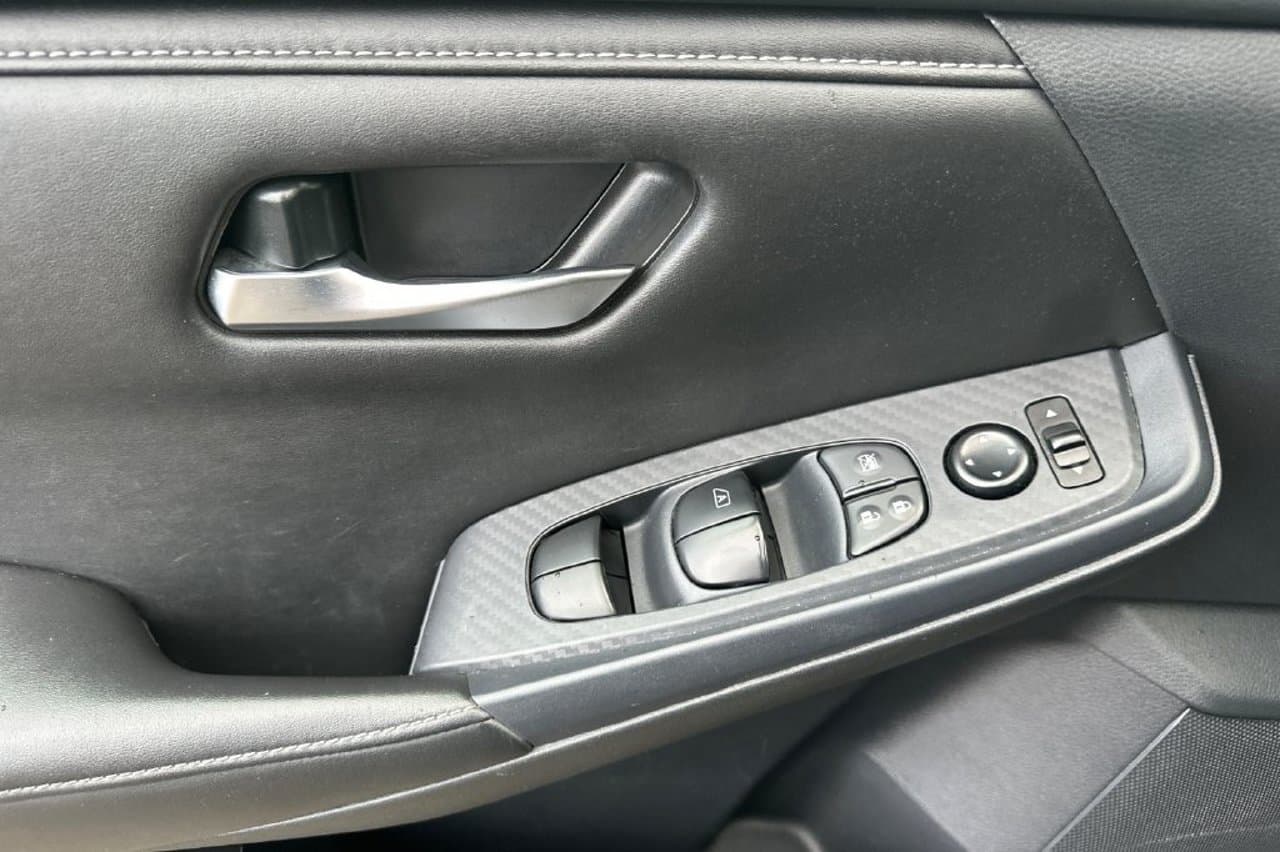 2024 Nissan Sentra SV 9
